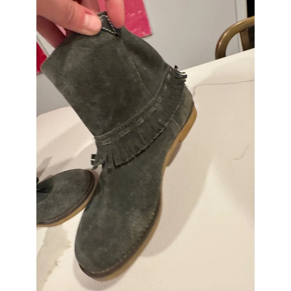 Coolway Gray Suede Fringe‎ Ankle Boots Womens Flat Boho Booties Charcoal 7